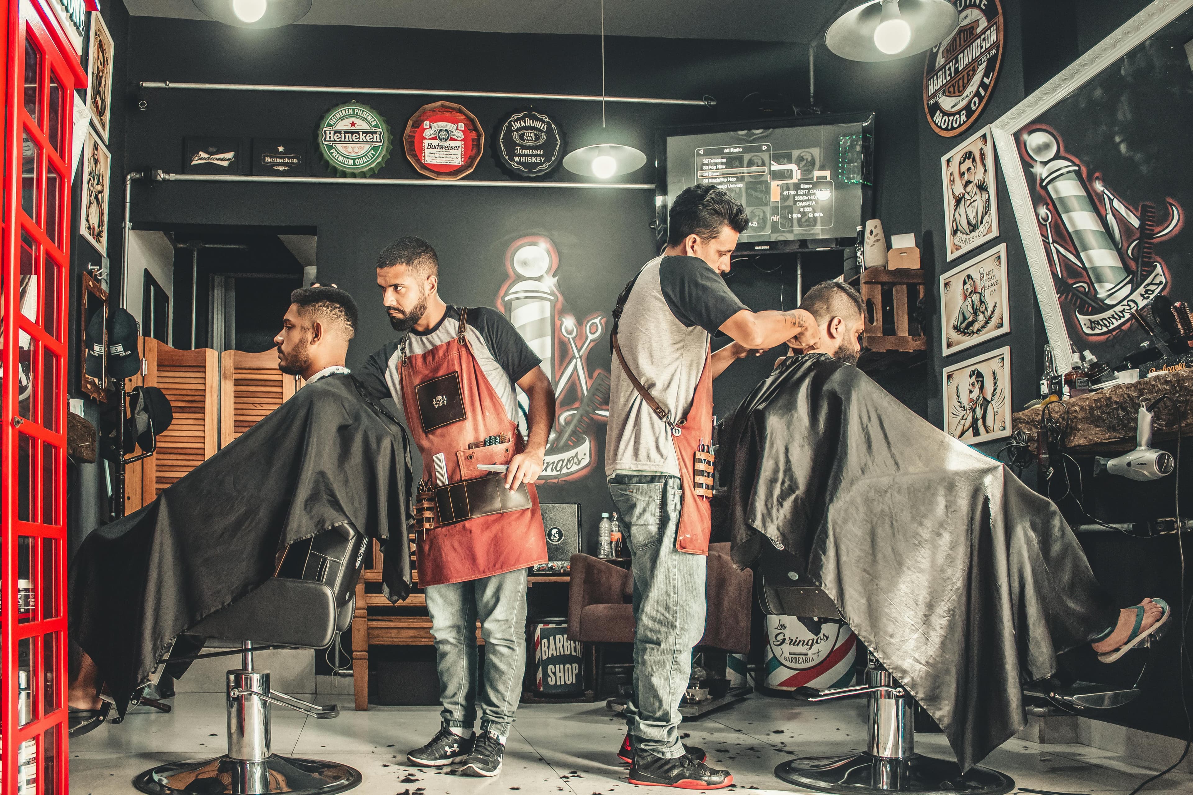 Inside the MASTERCUTZ Team